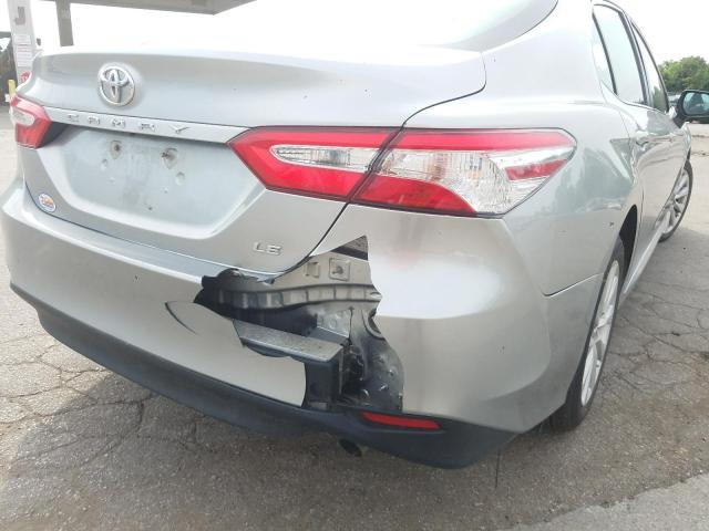 Photo 8 VIN: 4T1B11HK4JU579730 - TOYOTA CAMRY LE 