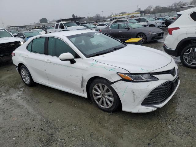 Photo 3 VIN: 4T1B11HK4JU580439 - TOYOTA CAMRY L 