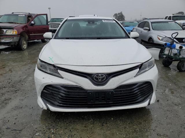 Photo 4 VIN: 4T1B11HK4JU580439 - TOYOTA CAMRY L 