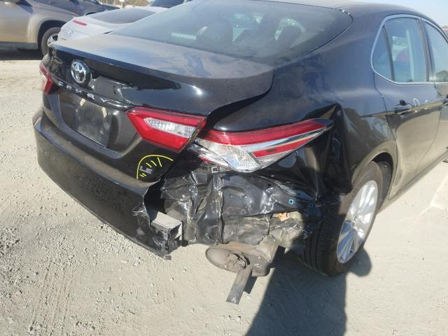 Photo 8 VIN: 4T1B11HK4JU581011 - TOYOTA CAMRY L 