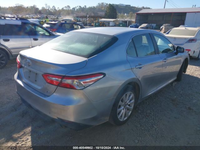 Photo 3 VIN: 4T1B11HK4JU597175 - TOYOTA CAMRY 