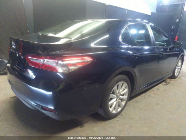 Photo 3 VIN: 4T1B11HK4JU599816 - TOYOTA CAMRY 