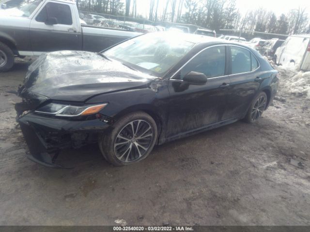 Photo 1 VIN: 4T1B11HK4JU601208 - TOYOTA CAMRY 