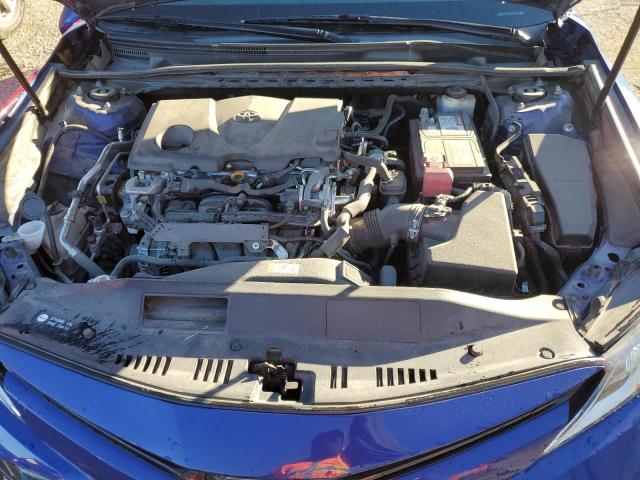 Photo 10 VIN: 4T1B11HK4JU603203 - TOYOTA CAMRY 