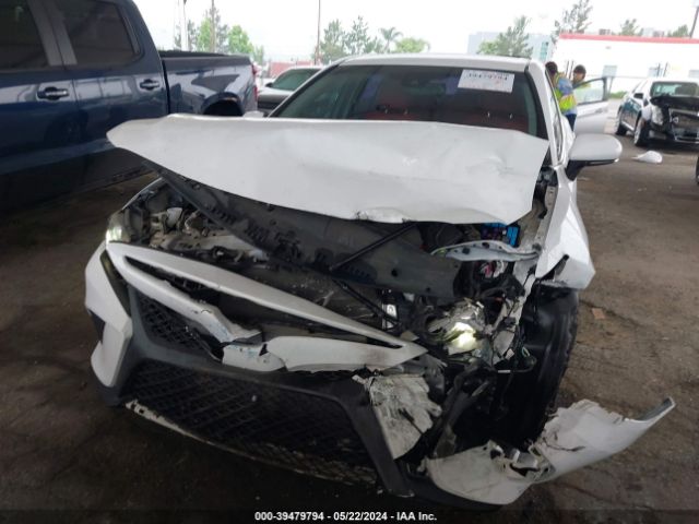 Photo 5 VIN: 4T1B11HK4JU604979 - TOYOTA CAMRY 