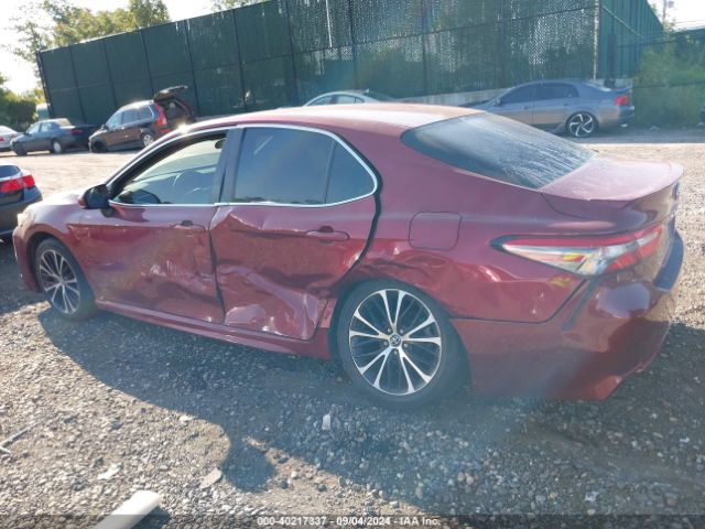 Photo 2 VIN: 4T1B11HK4JU620972 - TOYOTA CAMRY 