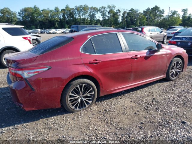 Photo 3 VIN: 4T1B11HK4JU620972 - TOYOTA CAMRY 