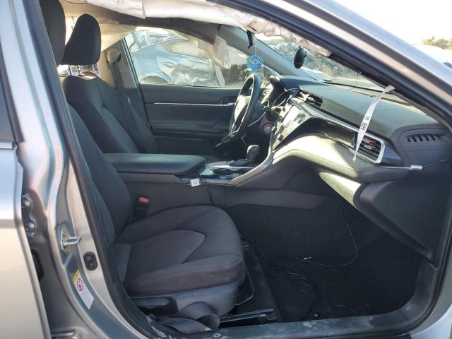 Photo 6 VIN: 4T1B11HK4JU630143 - TOYOTA CAMRY 