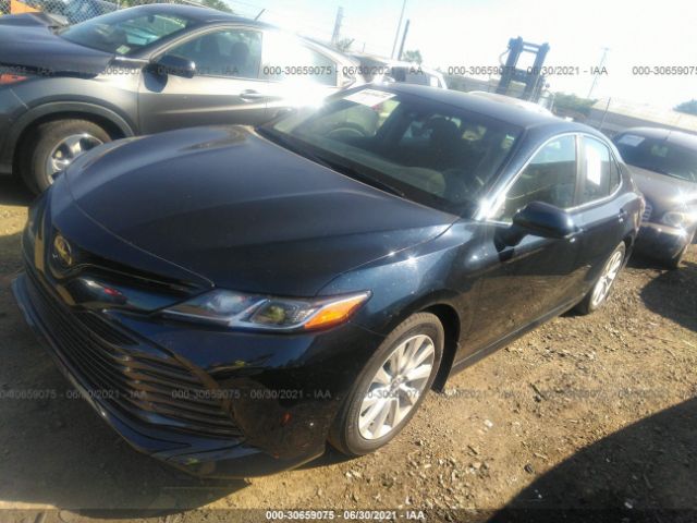 Photo 1 VIN: 4T1B11HK4JU638663 - TOYOTA CAMRY 