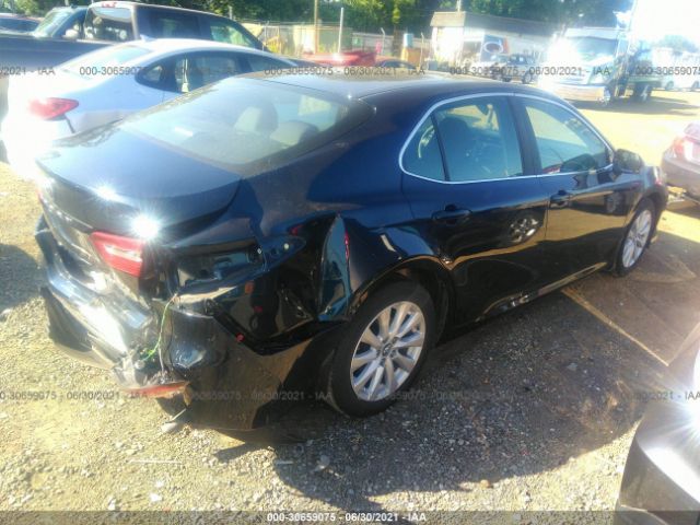 Photo 3 VIN: 4T1B11HK4JU638663 - TOYOTA CAMRY 