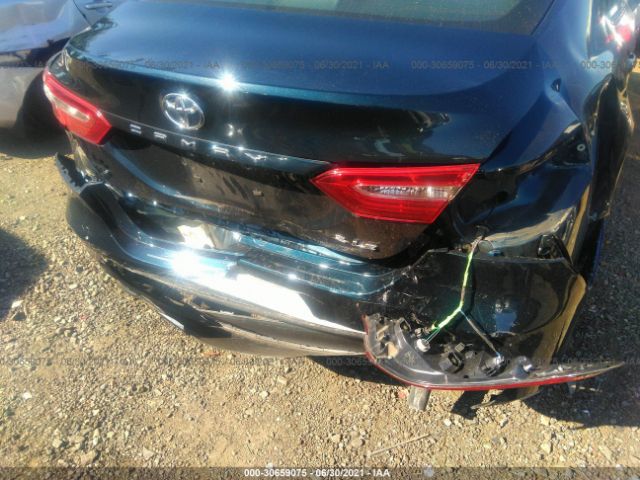 Photo 5 VIN: 4T1B11HK4JU638663 - TOYOTA CAMRY 