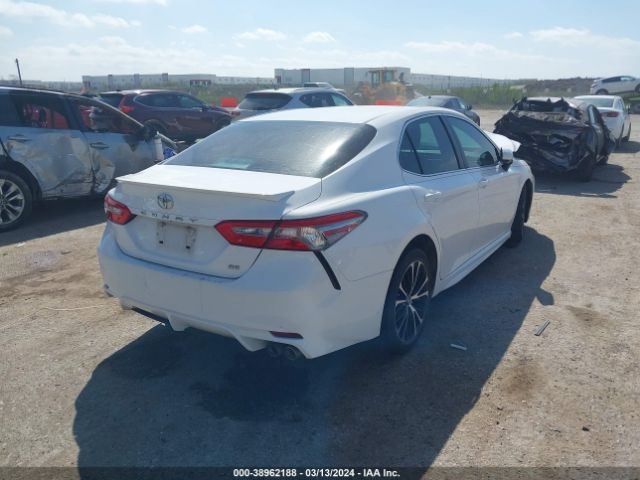 Photo 3 VIN: 4T1B11HK4JU650800 - TOYOTA CAMRY 