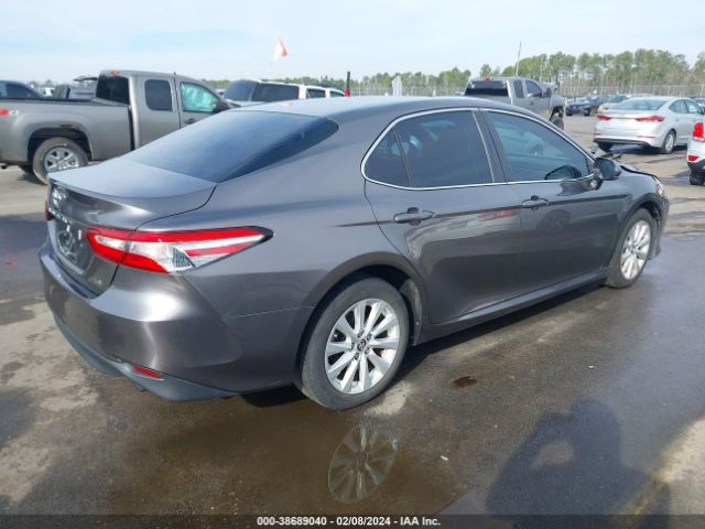 Photo 3 VIN: 4T1B11HK4JU651638 - TOYOTA CAMRY 