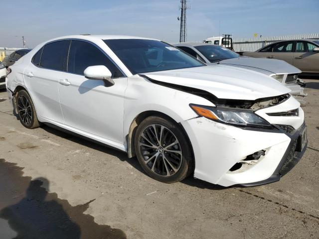 Photo 3 VIN: 4T1B11HK4JU655527 - TOYOTA CAMRY L 