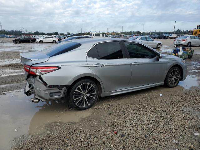 Photo 2 VIN: 4T1B11HK4JU656628 - TOYOTA CAMRY L 