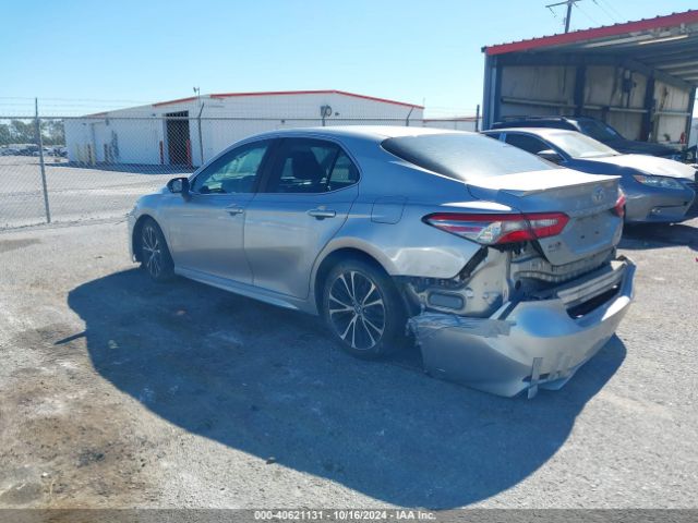 Photo 2 VIN: 4T1B11HK4JU668570 - TOYOTA CAMRY 