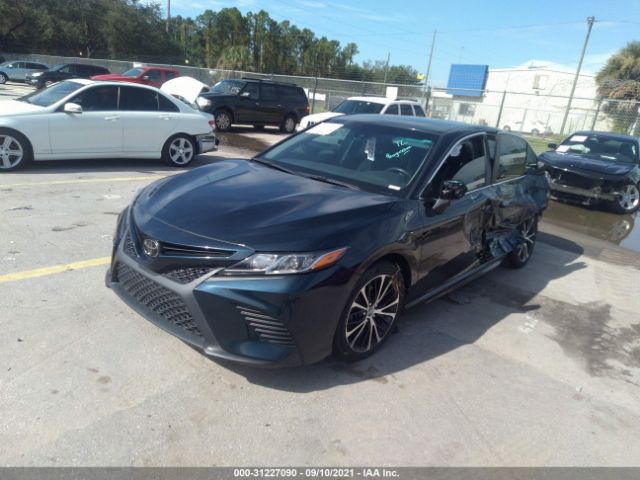 Photo 1 VIN: 4T1B11HK4JU674837 - TOYOTA CAMRY 