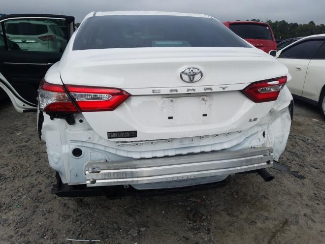 Photo 8 VIN: 4T1B11HK4JU677253 - TOYOTA CAMRY L 