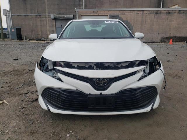 Photo 4 VIN: 4T1B11HK4KU211209 - TOYOTA CAMRY 