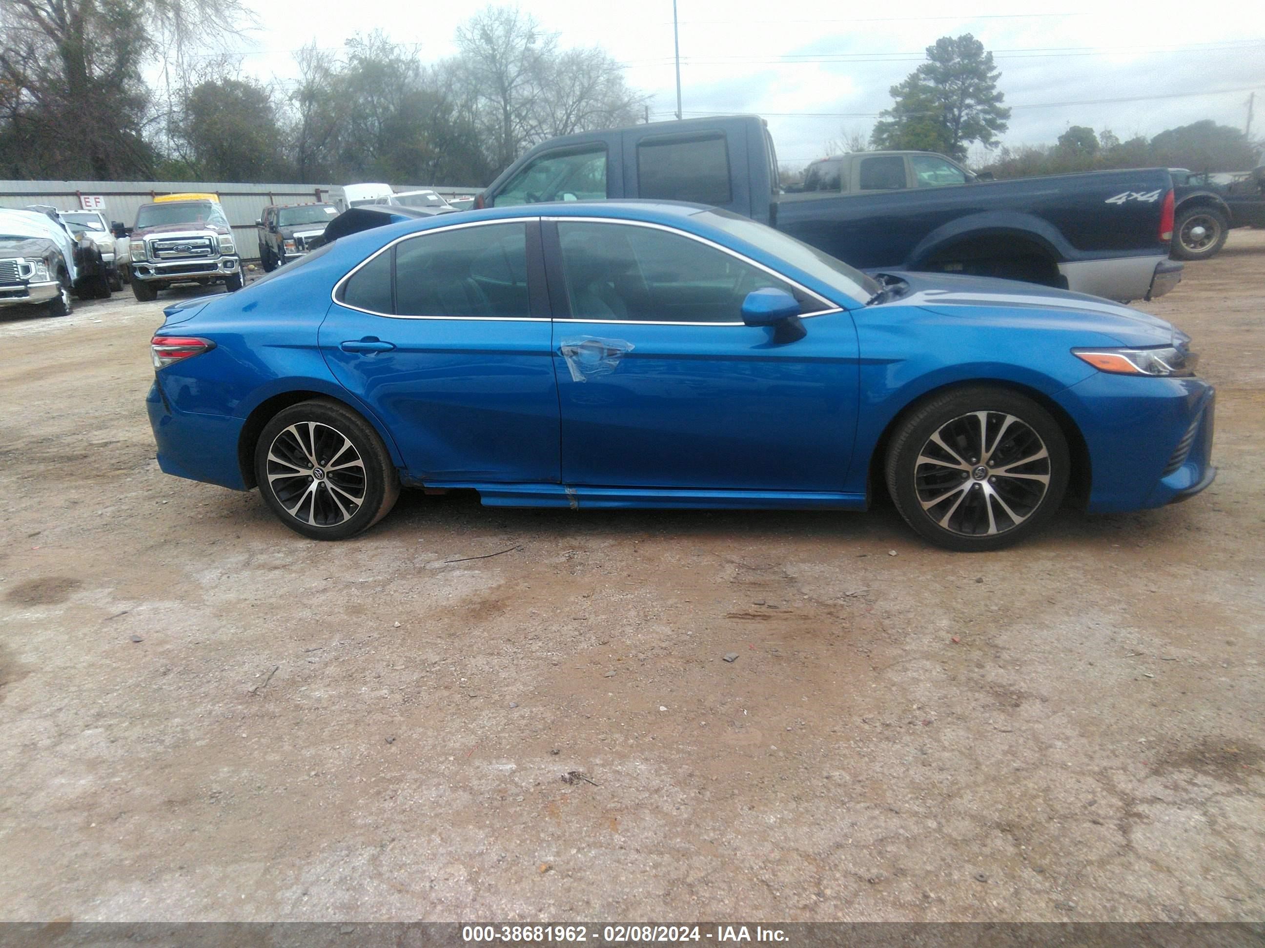 Photo 12 VIN: 4T1B11HK4KU226969 - TOYOTA CAMRY 