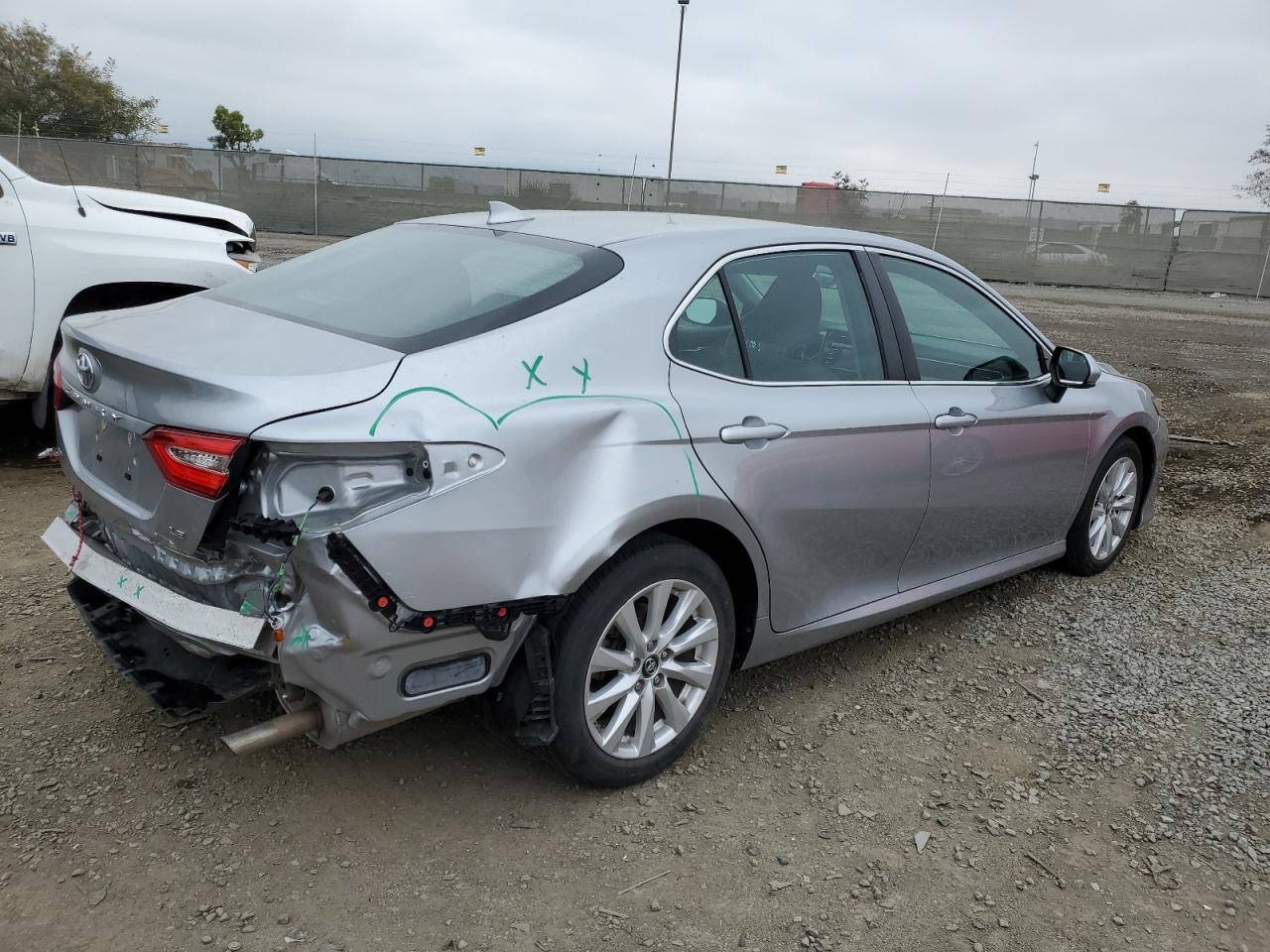 Photo 2 VIN: 4T1B11HK4KU249541 - TOYOTA CAMRY 