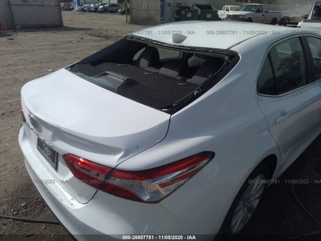 Photo 5 VIN: 4T1B11HK4KU283947 - TOYOTA CAMRY 