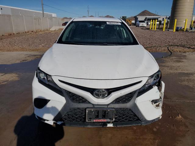 Photo 4 VIN: 4T1B11HK4KU680879 - TOYOTA CAMRY 