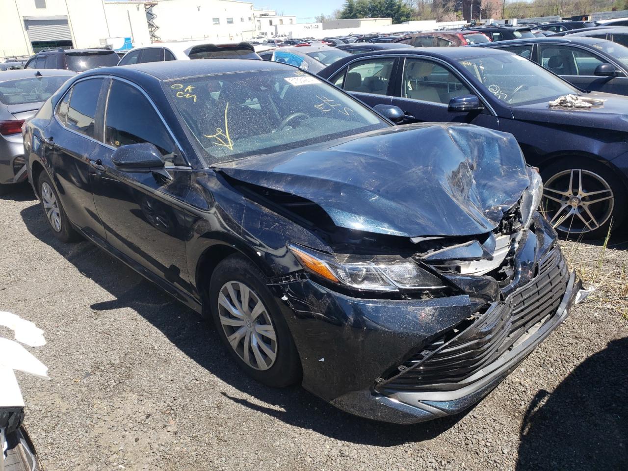 Photo 3 VIN: 4T1B11HK4KU681885 - TOYOTA CAMRY 