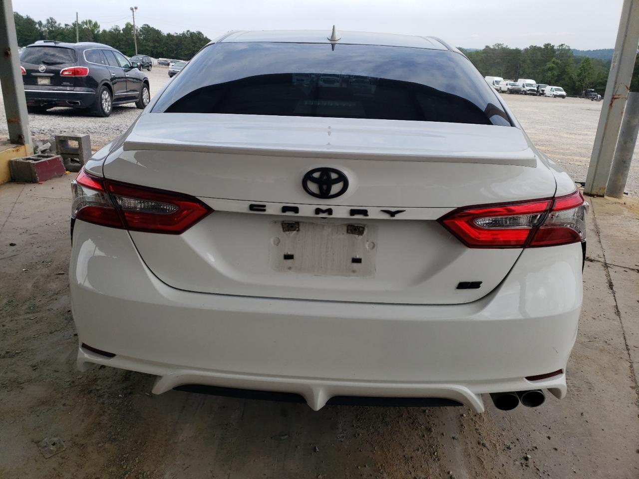 Photo 5 VIN: 4T1B11HK4KU698105 - TOYOTA CAMRY 