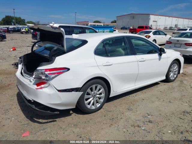 Photo 3 VIN: 4T1B11HK4KU702105 - TOYOTA CAMRY 