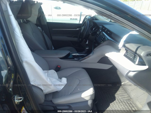 Photo 4 VIN: 4T1B11HK4KU731006 - TOYOTA CAMRY 