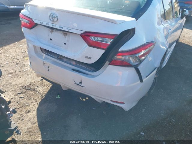 Photo 5 VIN: 4T1B11HK4KU770114 - TOYOTA CAMRY 