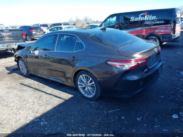 Photo 2 VIN: 4T1B11HK4KU791383 - TOYOTA CAMRY 