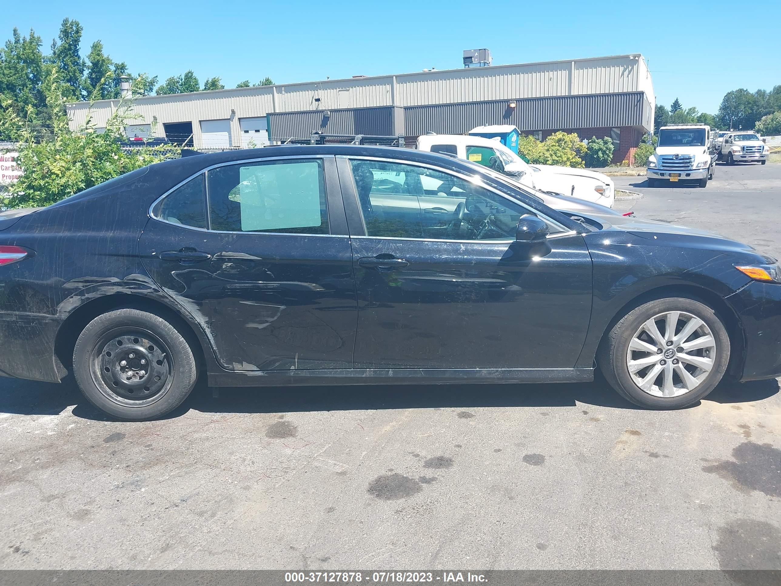 Photo 12 VIN: 4T1B11HK4KU798320 - TOYOTA CAMRY 