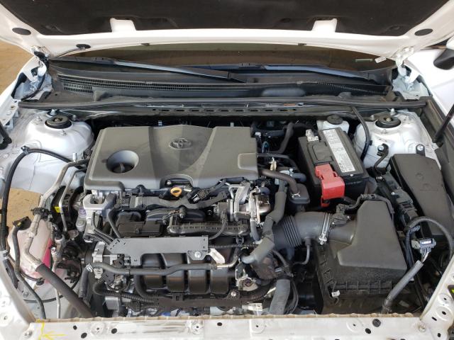 Photo 6 VIN: 4T1B11HK4KU811860 - TOYOTA CAMRY SE 