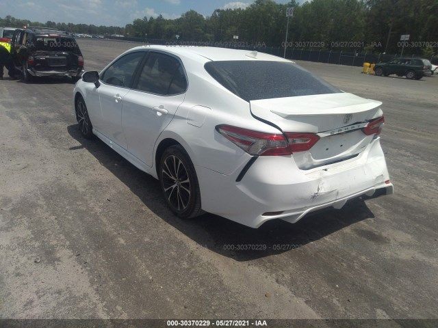 Photo 2 VIN: 4T1B11HK4KU838508 - TOYOTA CAMRY 