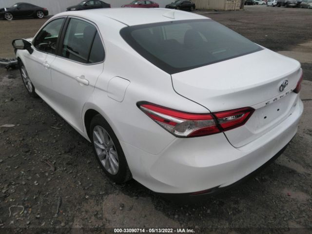 Photo 2 VIN: 4T1B11HK4KU850318 - TOYOTA CAMRY 