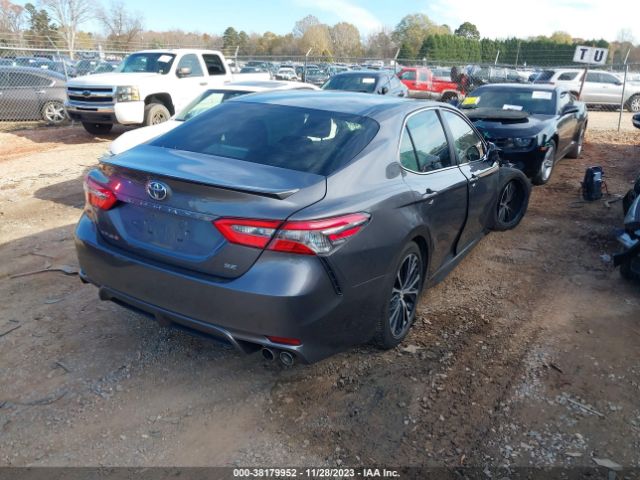 Photo 3 VIN: 4T1B11HK5JU003855 - TOYOTA CAMRY 