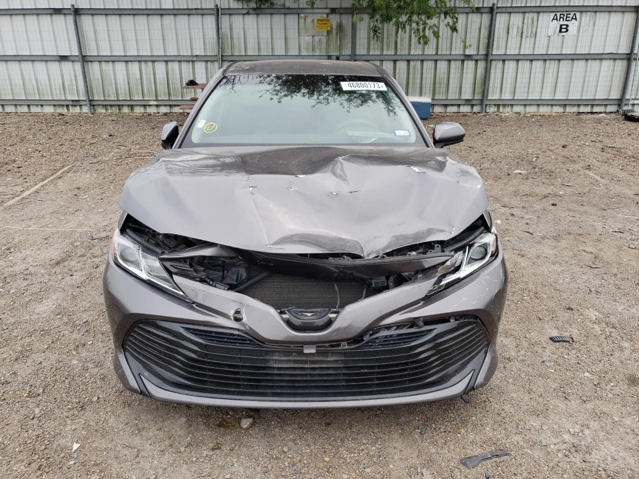 Photo 4 VIN: 4T1B11HK5JU007890 - TOYOTA CAMRY 