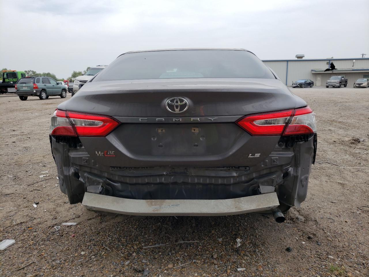 Photo 5 VIN: 4T1B11HK5JU007890 - TOYOTA CAMRY 