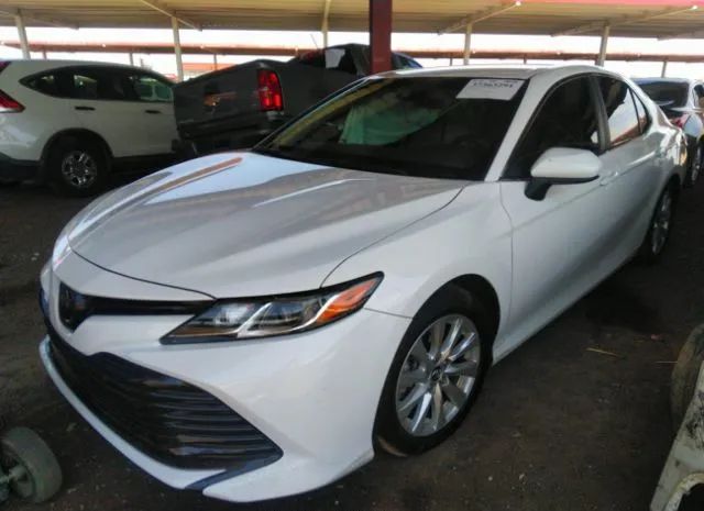 Photo 1 VIN: 4T1B11HK5JU009980 - TOYOTA CAMRY 