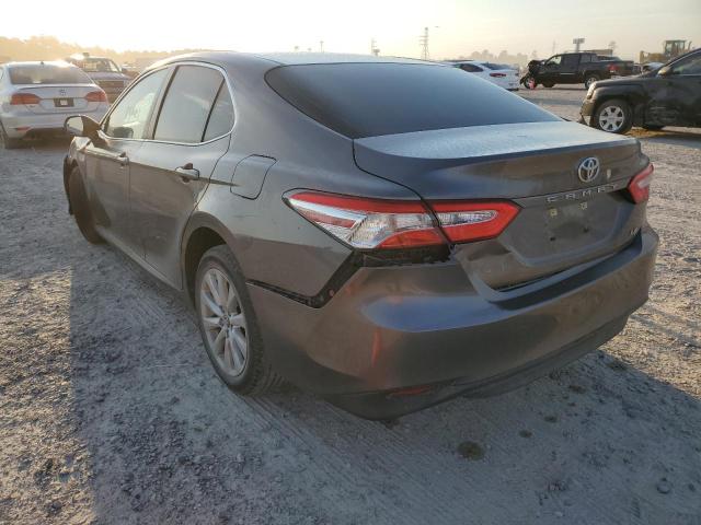 Photo 2 VIN: 4T1B11HK5JU017626 - TOYOTA CAMRY L 