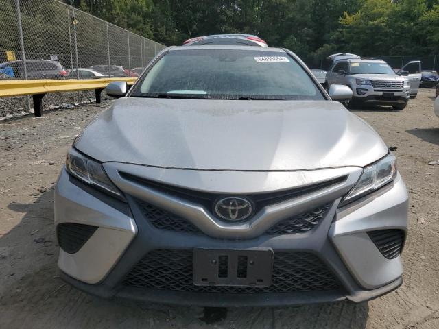 Photo 4 VIN: 4T1B11HK5JU020333 - TOYOTA CAMRY L 