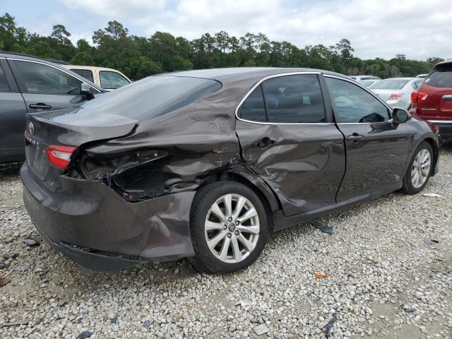 Photo 2 VIN: 4T1B11HK5JU028075 - TOYOTA CAMRY 