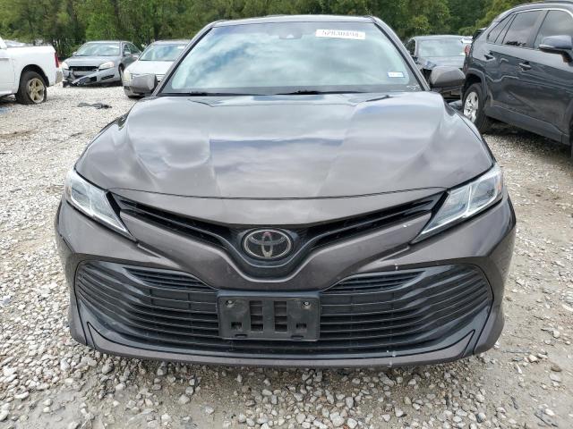 Photo 4 VIN: 4T1B11HK5JU028075 - TOYOTA CAMRY 