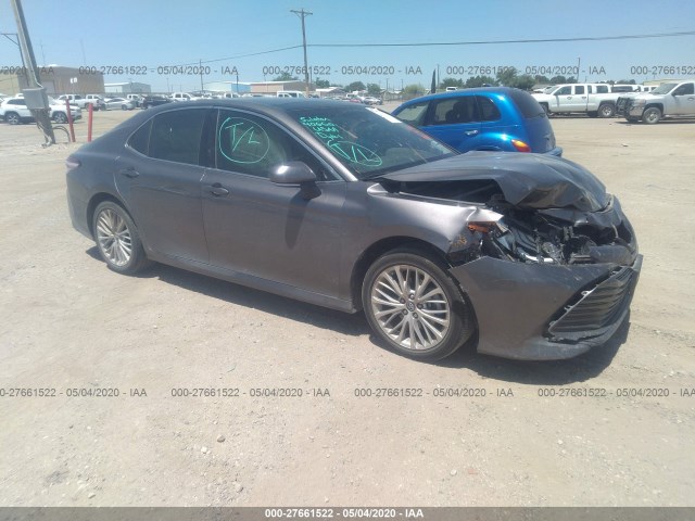 Photo 0 VIN: 4T1B11HK5JU040369 - TOYOTA CAMRY 