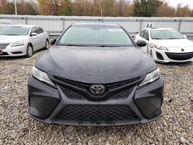 Photo 4 VIN: 4T1B11HK5JU069645 - TOYOTA CAMRY 