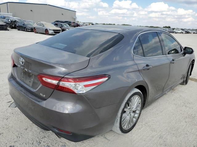 Photo 3 VIN: 4T1B11HK5JU069709 - TOYOTA CAMRY L 