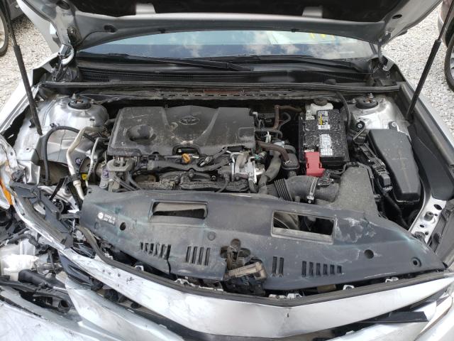 Photo 6 VIN: 4T1B11HK5JU070584 - TOYOTA CAMRY 