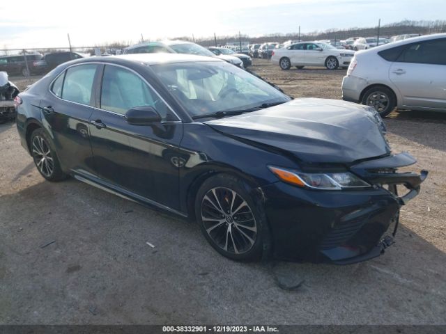 Photo 0 VIN: 4T1B11HK5JU082329 - TOYOTA CAMRY 